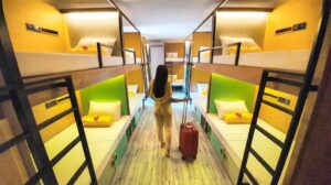 Stellar Capsules Seminyak | picture source: booking.com