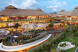 Beachwalk Shopping Centre in Kuta, Bali