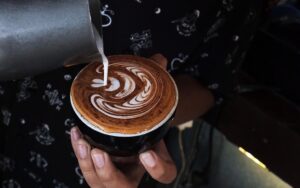 Revolver Canggu, Hot Spot Coffee Shop in Canggu