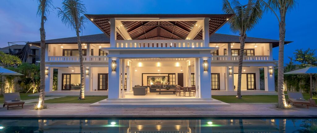 Experience the Best Luxury of Bali’s Villa